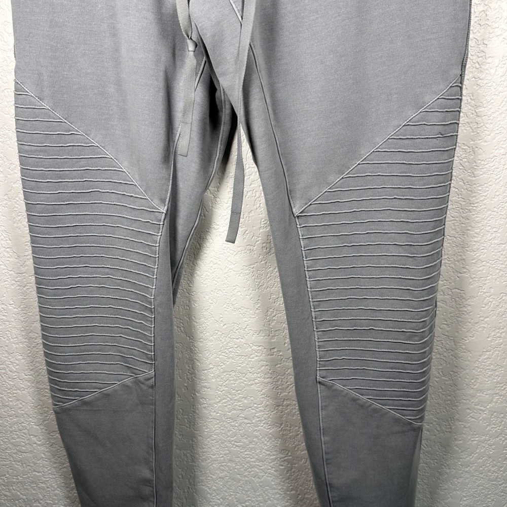 ALO Yoga Moto Jogger Sweatpants Women's Gray Zipper Pockets  Small - Picture 4 of 9